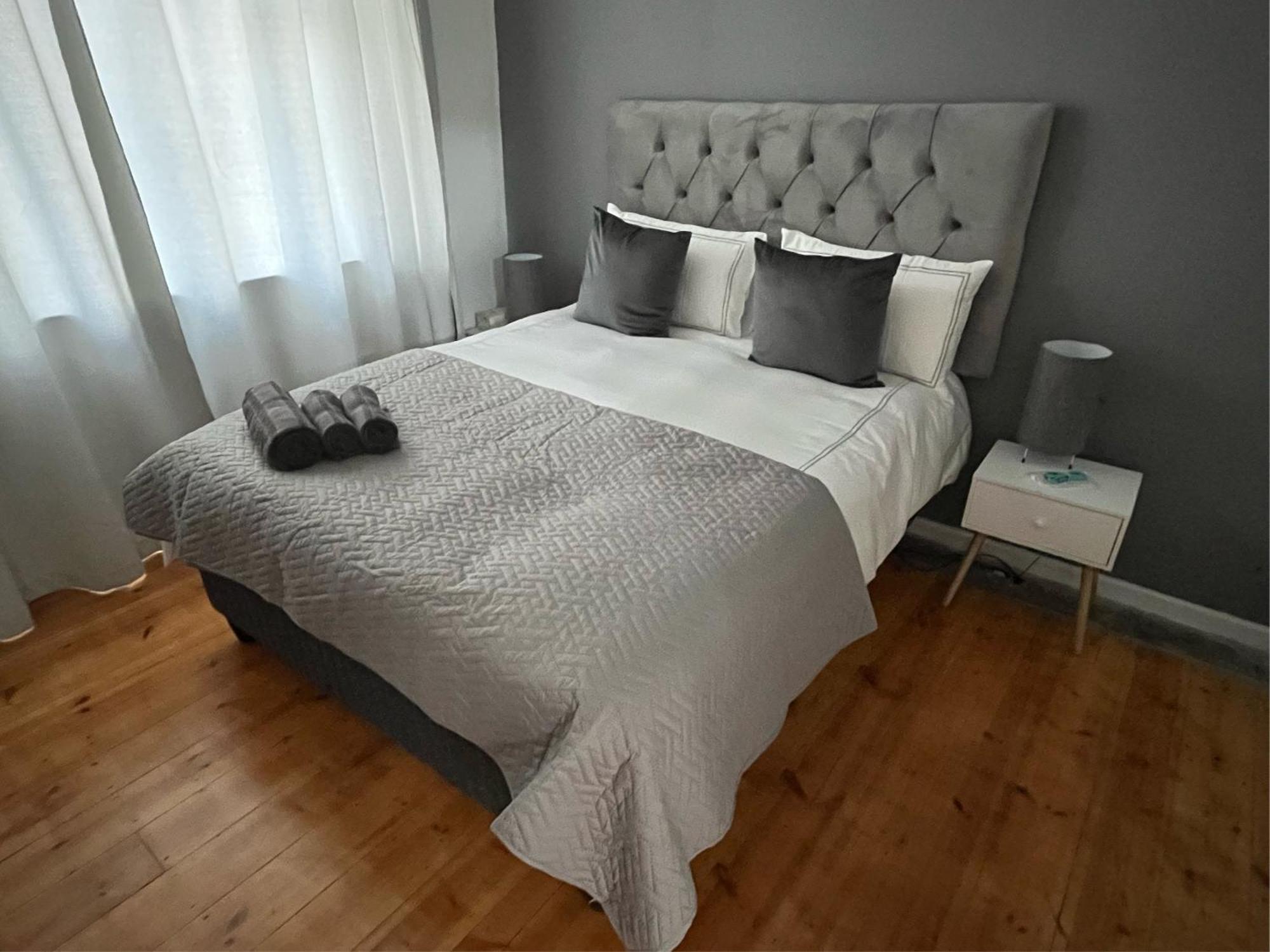 Apartment Penzance Estate Beautiful Valley View Cape Town