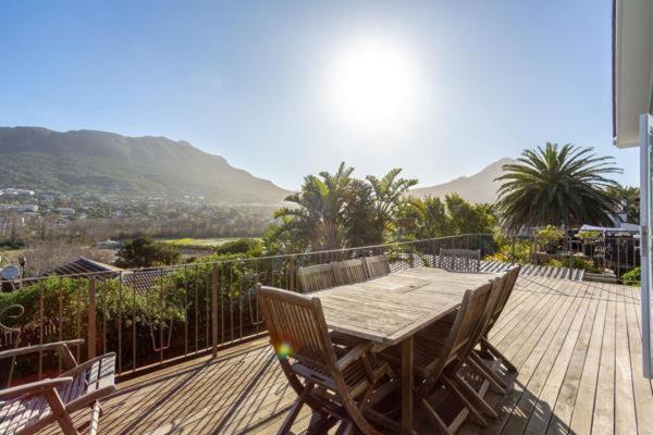 Apartment Penzance Estate Beautiful Valley View Cape Town